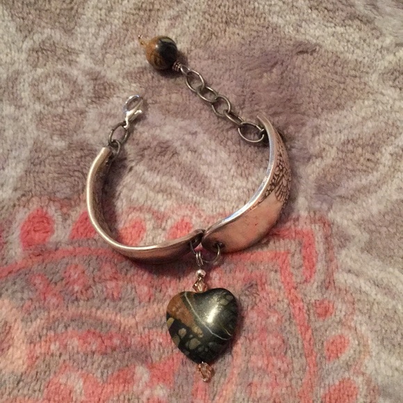 NWT Jasper Heart Antique Spoon Bracelet - Picture 5 of 5